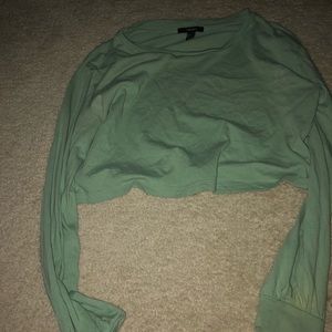 Green long sleeve crop top